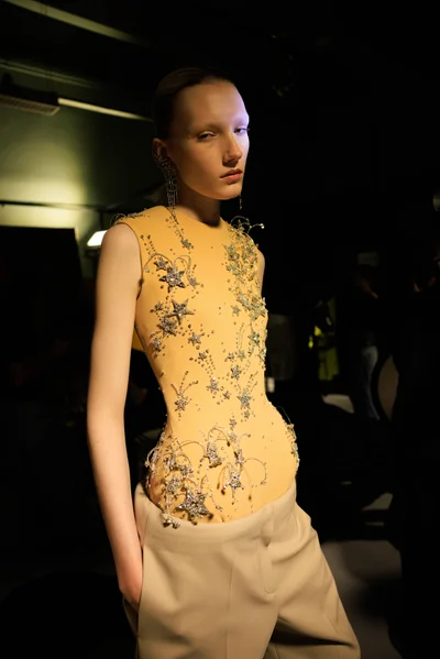 Look 26